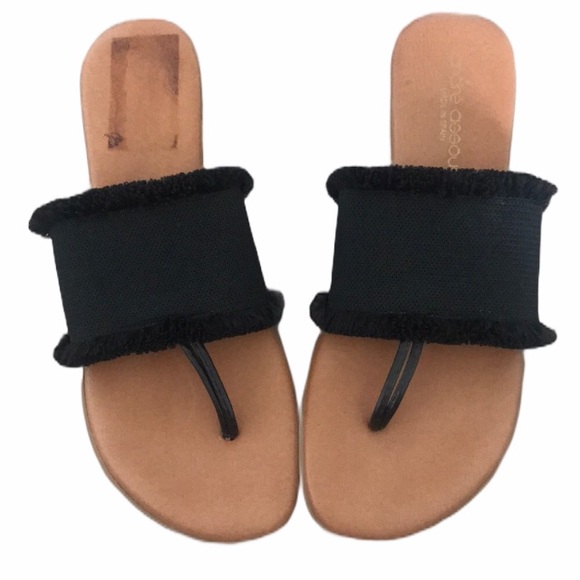 Andre Assous Shoes - André Assous Black Fringe Thong Sandals - 7